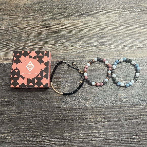 NIB Amelia Rue Kinsley 3-Piece Bracelet Set - Picture 2 of 8